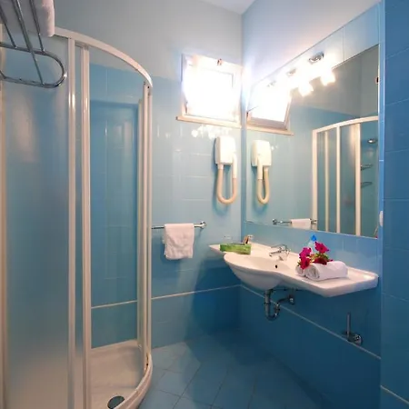 绿色海岸酒店 3*