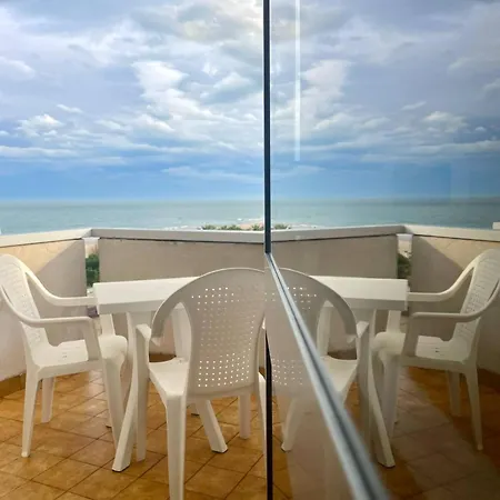 绿色海岸酒店 3* 托尔托雷托