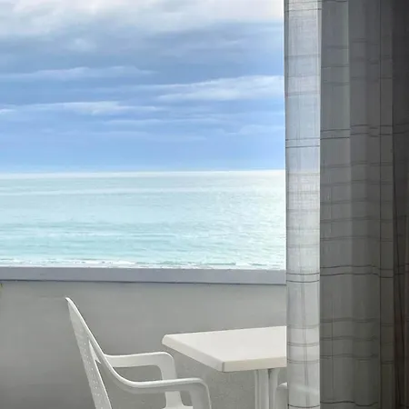 Costa 3*